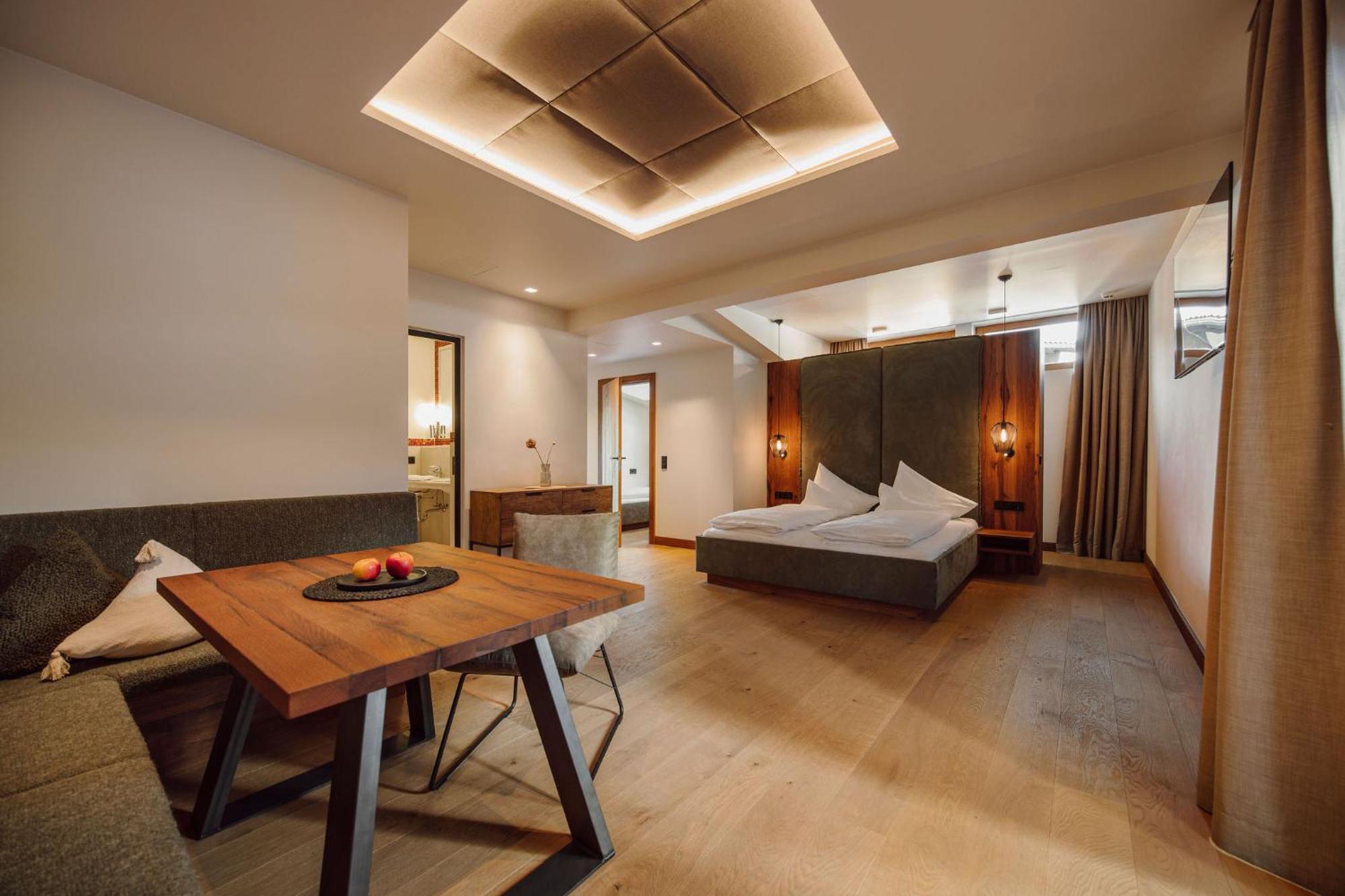 Alpina Alpendorf Hotel Sankt Johann im Pongau Room photo
